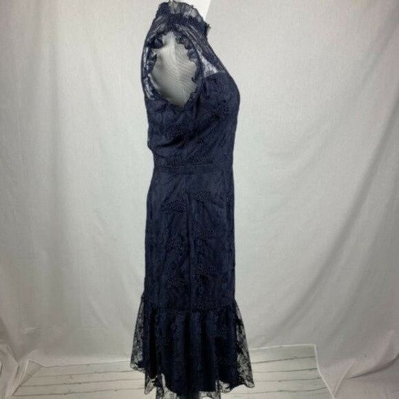 Chelsea28 Lace Ruffle Hem Short Sleeve dress - Picture 6 of 7